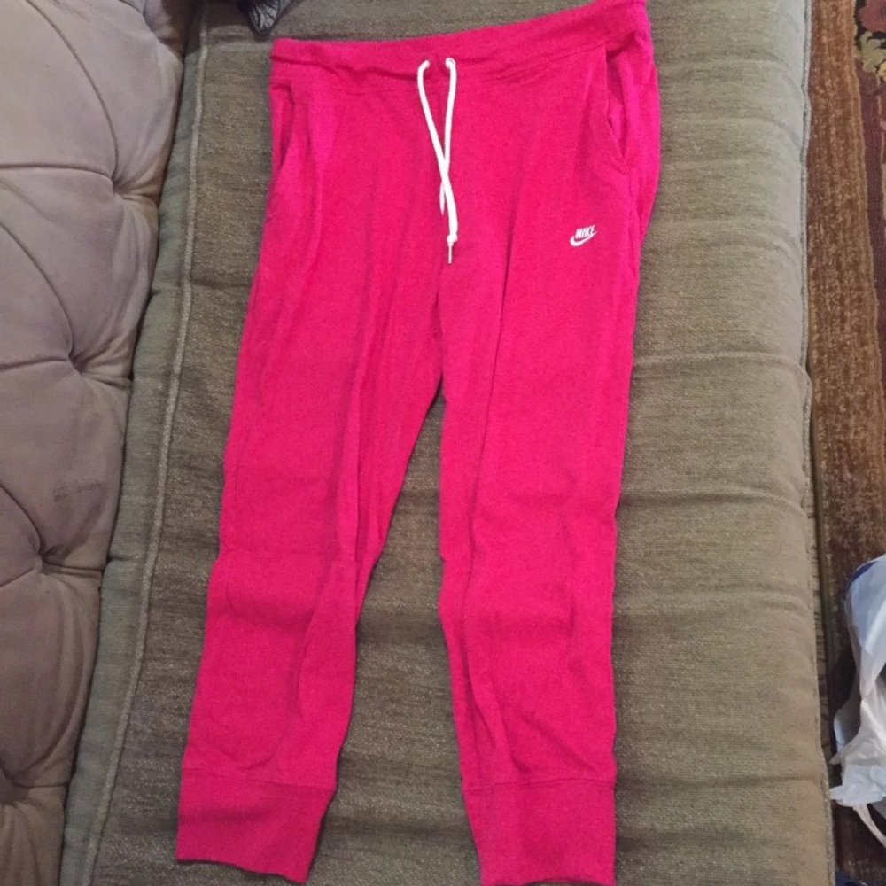 Nike sweatpants joggers